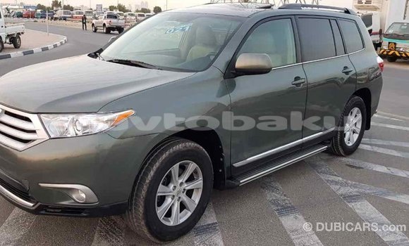 Buy Import Toyota Highlander Green Car in Import - Dubai in Abseron Buy Import Toyota Highlander Green Car in Import - Dubai in Abseron