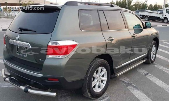 Buy Import Toyota Highlander Green Car in Import - Dubai in Abseron Buy Import Toyota Highlander Green Car in Import - Dubai in Abseron