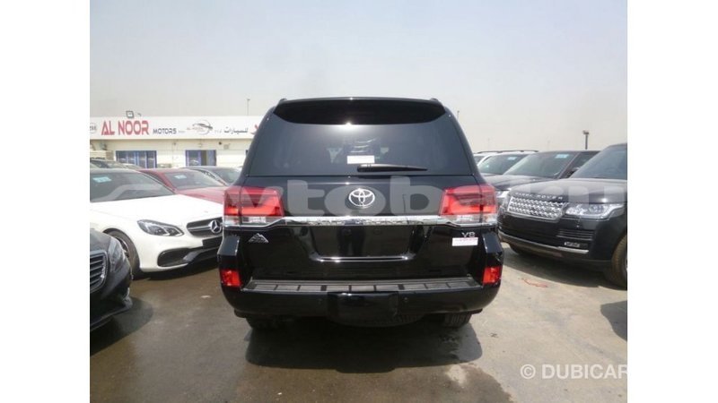 Big with watermark toyota land cruiser abseron import dubai 2298