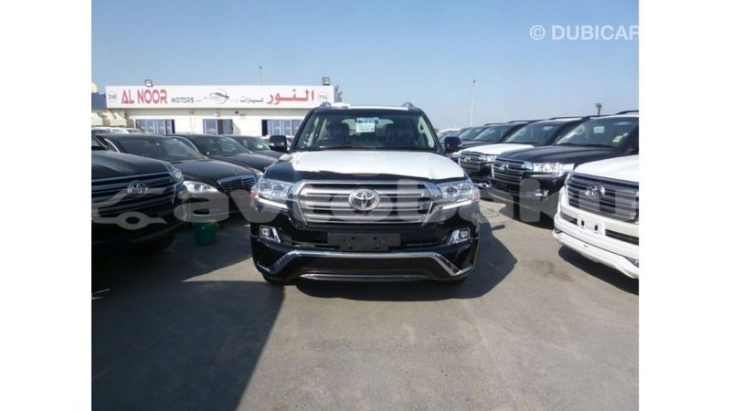 Big with watermark toyota land cruiser abseron import dubai 2301
