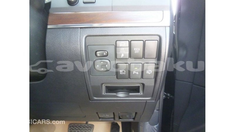 Big with watermark toyota land cruiser abseron import dubai 2301