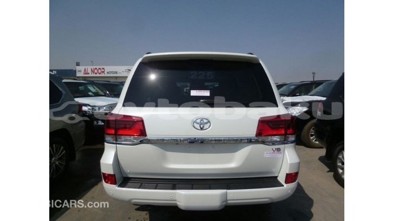 Big with watermark toyota land cruiser abseron import dubai 2302