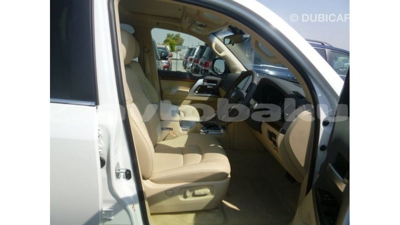 Big with watermark toyota land cruiser abseron import dubai 2302