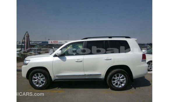 Buy Import Toyota Land Cruiser White Car in Import - Dubai in Abseron Buy Import Toyota Land Cruiser White Car in Import - Dubai in Abseron
