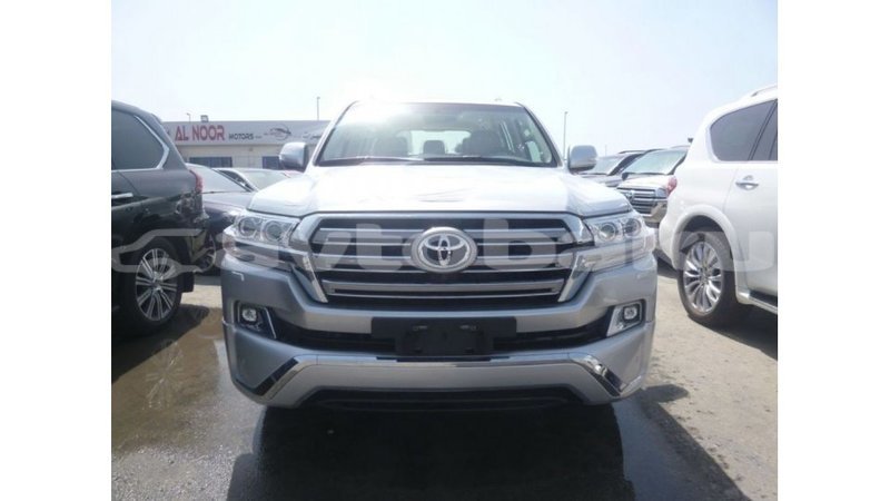 Big with watermark toyota land cruiser abseron import dubai 2303
