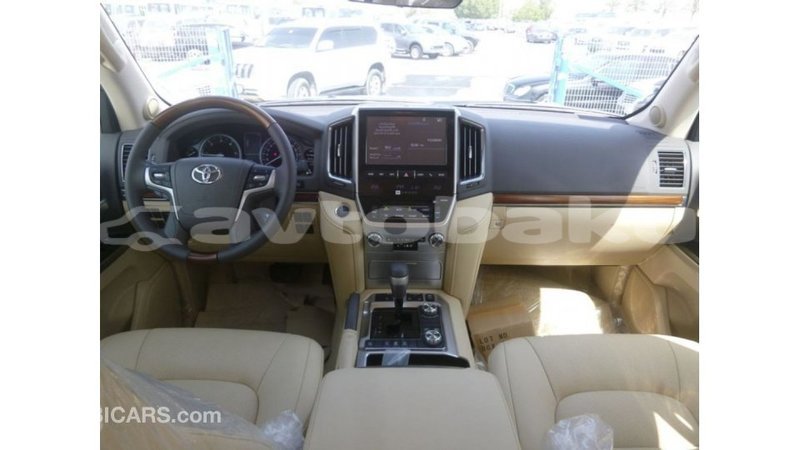 Big with watermark toyota land cruiser abseron import dubai 2303