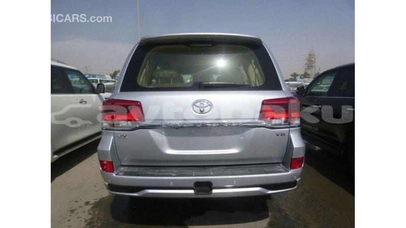 Big with watermark toyota land cruiser abseron import dubai 2303