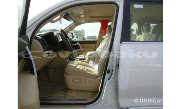 Buy Import Toyota Land Cruiser White Car in Import - Dubai in Abseron Buy Import Toyota Land Cruiser White Car in Import - Dubai in Abseron