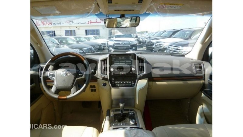 Big with watermark toyota land cruiser abseron import dubai 2305