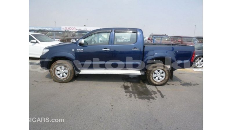 Big with watermark toyota hilux abseron import dubai 2306