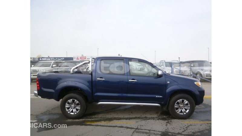 Big with watermark toyota hilux abseron import dubai 2308
