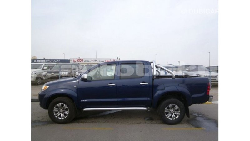 Big with watermark toyota hilux abseron import dubai 2308