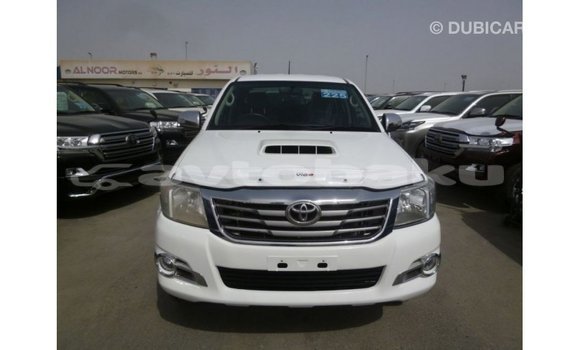 Buy Import Toyota Hilux White Car in Import - Dubai in Abseron Buy Import Toyota Hilux White Car in Import - Dubai in Abseron