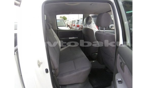 Buy Import Toyota Hilux White Car in Import - Dubai in Abseron Buy Import Toyota Hilux White Car in Import - Dubai in Abseron