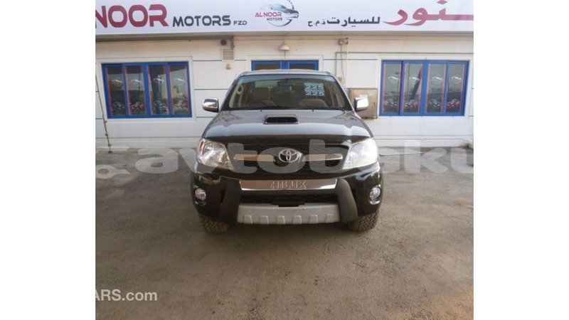 Big with watermark toyota hilux abseron import dubai 2310
