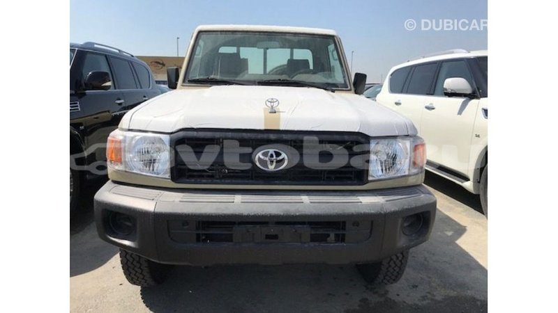 Big with watermark toyota land cruiser abseron import dubai 2321