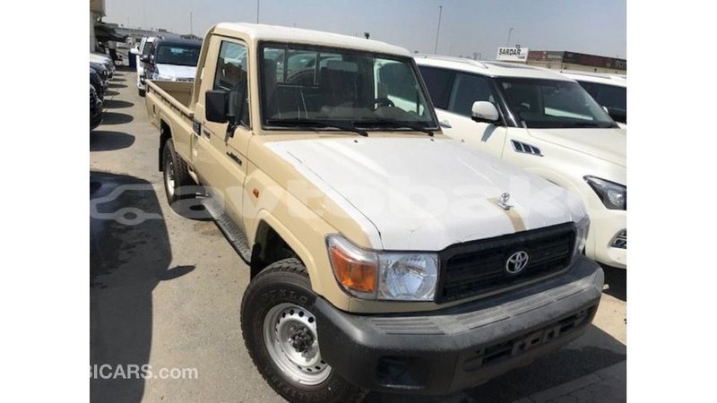Big with watermark toyota land cruiser abseron import dubai 2321