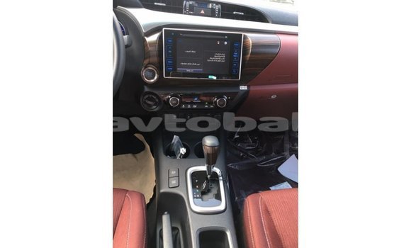 Buy Import Toyota Hilux White Car in Import - Dubai in Abseron Buy Import Toyota Hilux White Car in Import - Dubai in Abseron