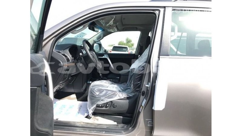 Big with watermark toyota prado abseron import dubai 2327