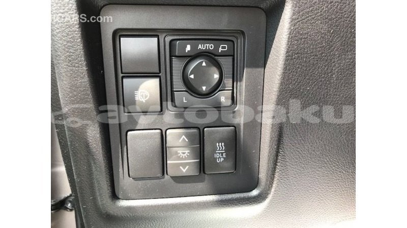 Big with watermark toyota prado abseron import dubai 2327