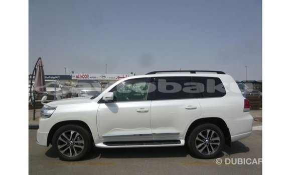 Buy Import Toyota Land Cruiser White Car in Import - Dubai in Abseron Buy Import Toyota Land Cruiser White Car in Import - Dubai in Abseron