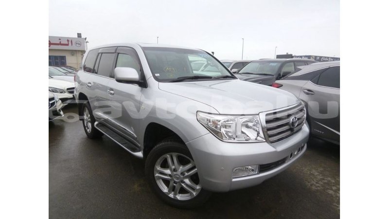 Big with watermark toyota land cruiser abseron import dubai 2334