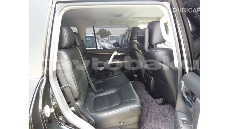 Big with watermark toyota land cruiser abseron import dubai 2336