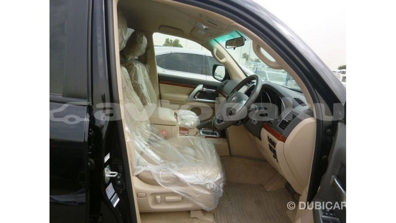 Big with watermark toyota land cruiser abseron import dubai 2337
