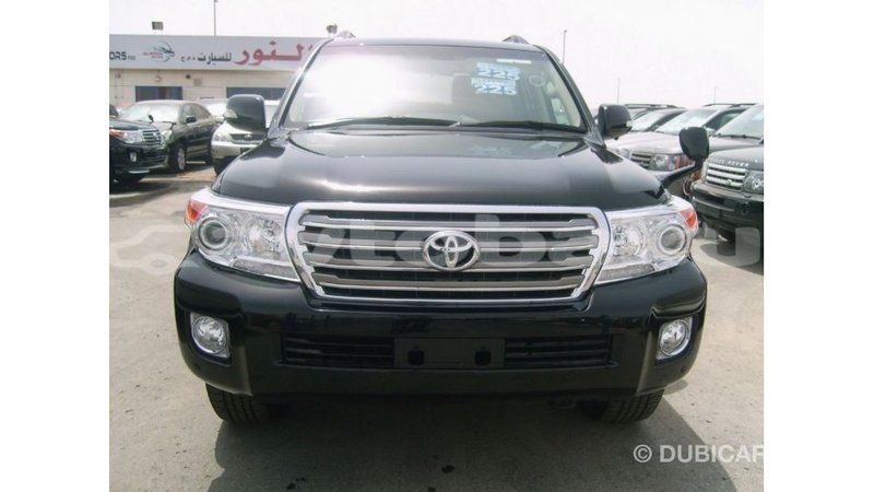 Big with watermark toyota land cruiser abseron import dubai 2338