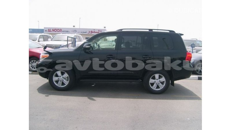 Big with watermark toyota land cruiser abseron import dubai 2338