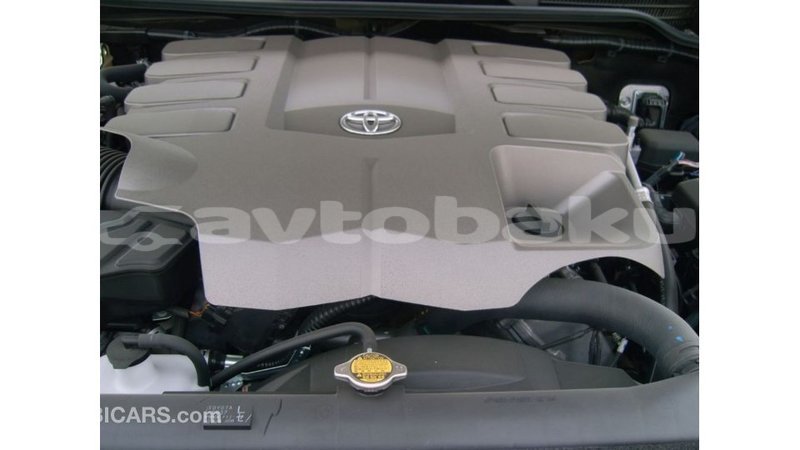 Big with watermark toyota land cruiser abseron import dubai 2338