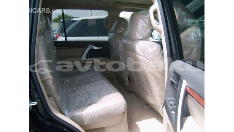 Big with watermark toyota land cruiser abseron import dubai 2339