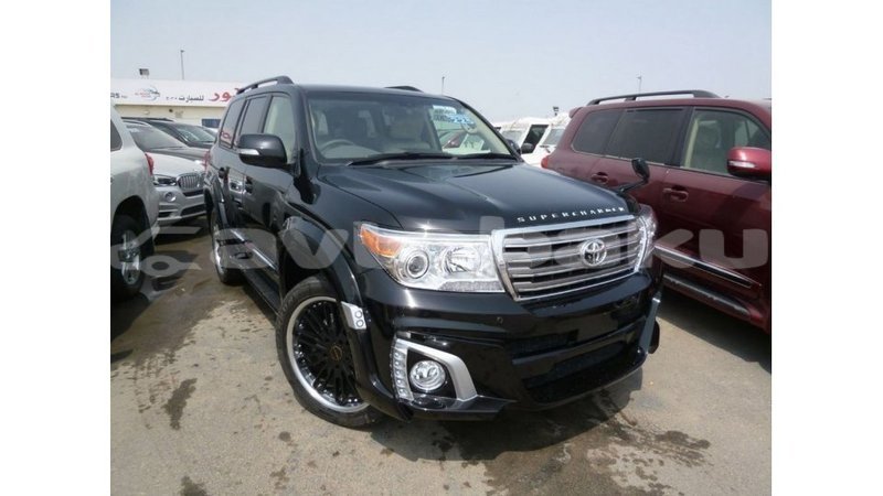 Big with watermark toyota land cruiser abseron import dubai 2346