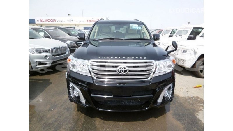 Big with watermark toyota land cruiser abseron import dubai 2346