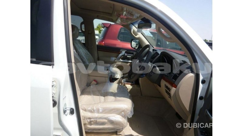Big with watermark toyota land cruiser abseron import dubai 2347