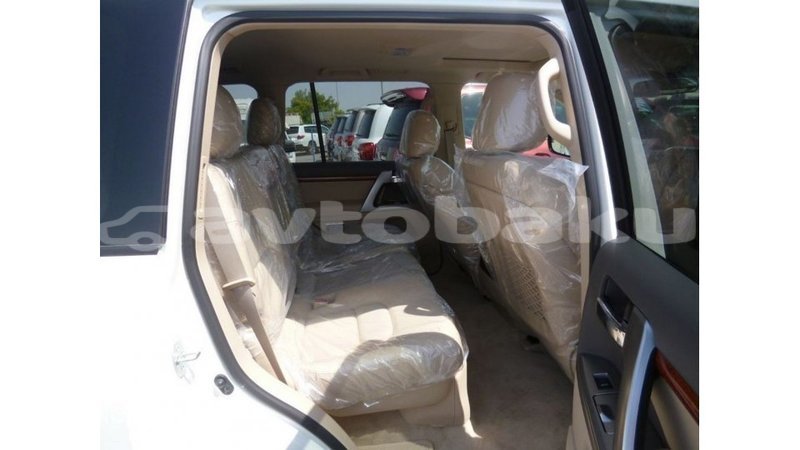 Big with watermark toyota land cruiser abseron import dubai 2347