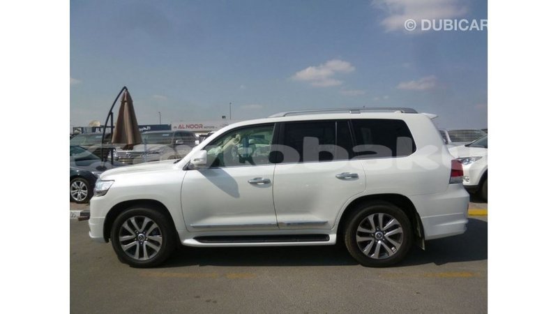 Big with watermark toyota land cruiser abseron import dubai 2348