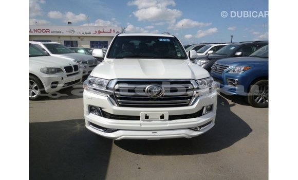Buy Import Toyota Land Cruiser White Car in Import - Dubai in Abseron Buy Import Toyota Land Cruiser White Car in Import - Dubai in Abseron