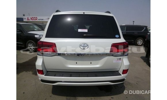 Buy Import Toyota Land Cruiser White Car in Import - Dubai in Abseron Buy Import Toyota Land Cruiser White Car in Import - Dubai in Abseron