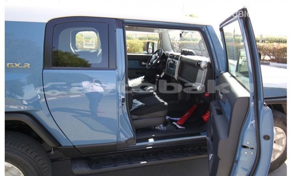 Buy Import Toyota FJ Cruiser Blue Car in Import - Dubai in Abseron Buy Import Toyota FJ Cruiser Blue Car in Import - Dubai in Abseron
