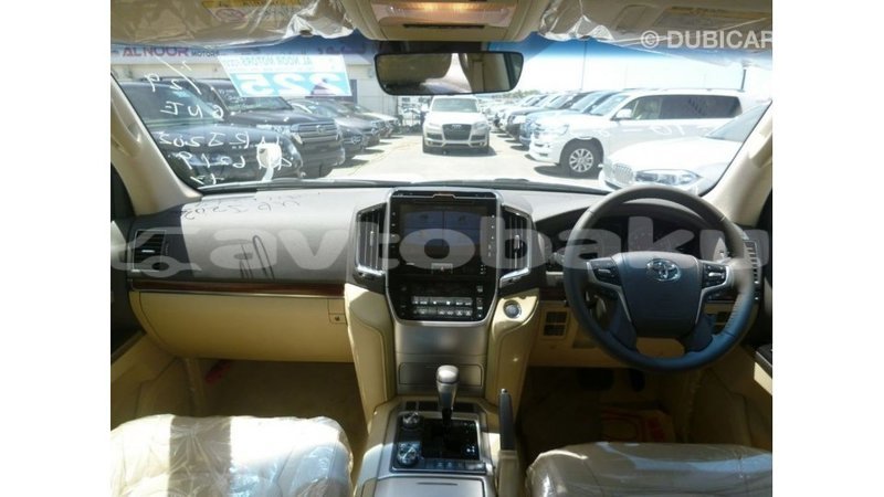 Big with watermark toyota land cruiser abseron import dubai 2352