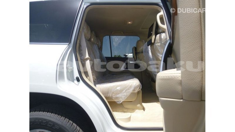 Big with watermark toyota land cruiser abseron import dubai 2352