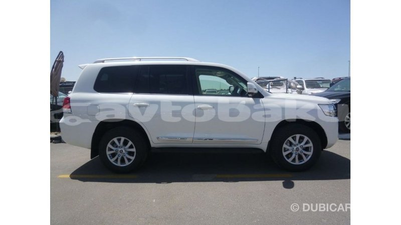 Big with watermark toyota land cruiser abseron import dubai 2352