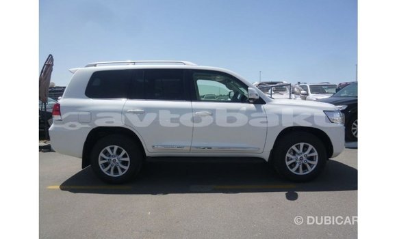 Buy Import Toyota Land Cruiser White Car in Import - Dubai in Abseron Buy Import Toyota Land Cruiser White Car in Import - Dubai in Abseron