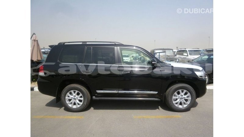 Big with watermark toyota land cruiser abseron import dubai 2353