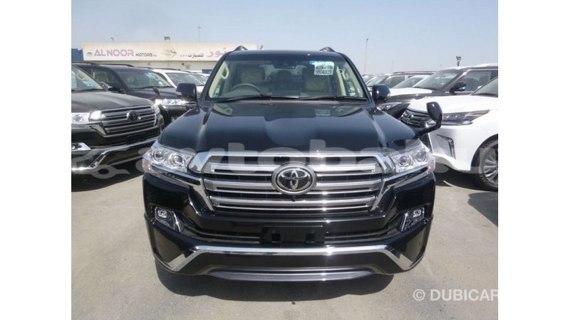 Big with watermark toyota land cruiser abseron import dubai 2356