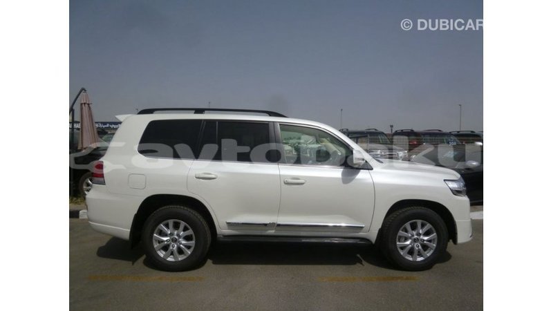 Big with watermark toyota land cruiser abseron import dubai 2357