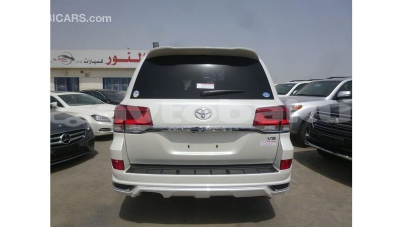 Big with watermark toyota land cruiser abseron import dubai 2360