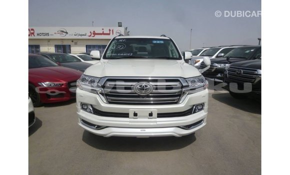 Buy Import Toyota Land Cruiser White Car in Import - Dubai in Abseron Buy Import Toyota Land Cruiser White Car in Import - Dubai in Abseron