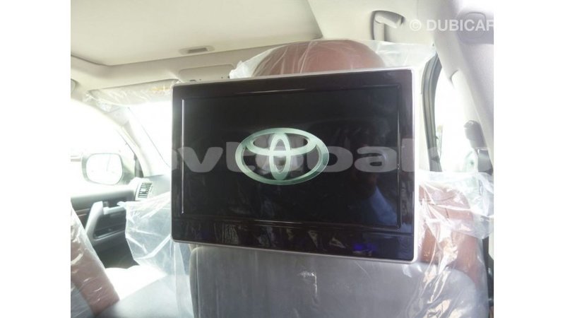 Big with watermark toyota land cruiser abseron import dubai 2360